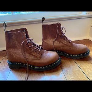Dr. Martens Air Wair